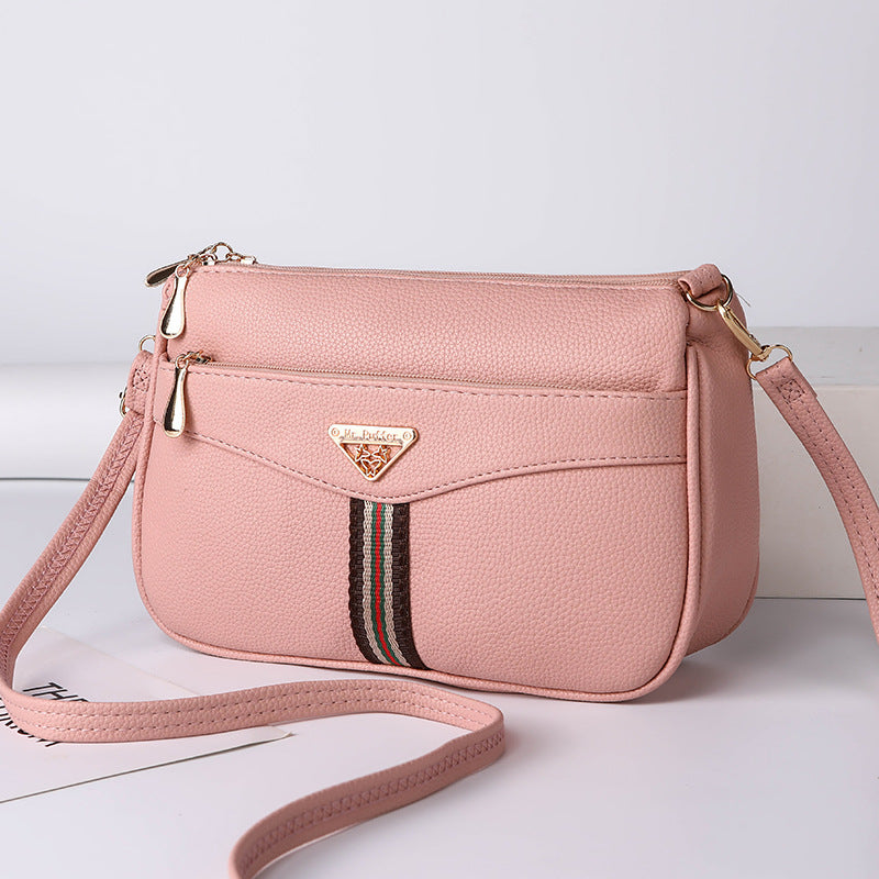 Mid-aged woman single shoulder bag