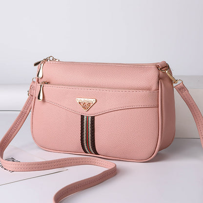 Mid-aged woman single shoulder bag