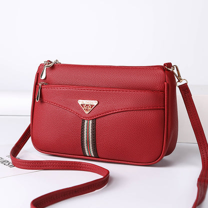 Mid-aged woman single shoulder bag